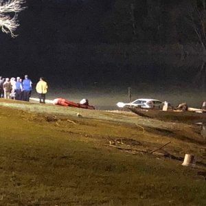 Car Accident Lawyer In Elmore Al Dans 1 Dies, 3 Rescued after Car Crashes Into River During Police Chase