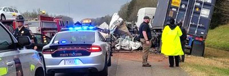 Car Accident Lawyer In Oldham Ky Dans Adult, Teen Killed In I-65 Wreck In Lowndes County