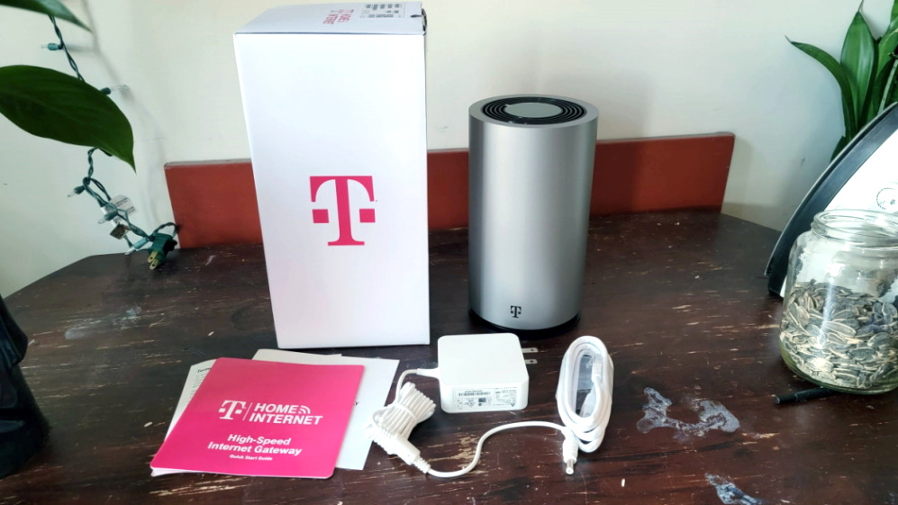 Vpn Services In Midland Mi Dans Hands On with T-mobile's 5g Home Internet Gateway Pcmag