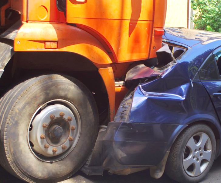 Car Accident Lawyer In Essex Ny Dans Rear-end Crash with A Commercial Truck Yields $1.125 Million ...