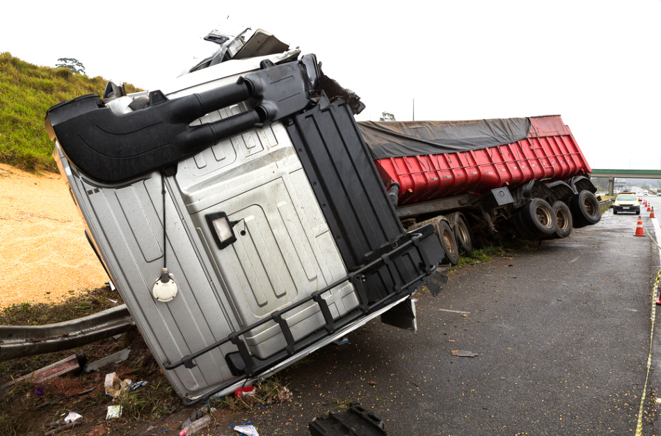 Car Accident Lawyer In Mercer Nj Dans Tractor Trailer Overturn Accident On Nj Turnpike attorneys