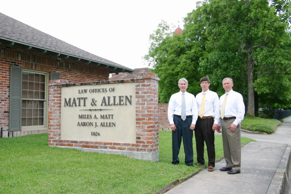 Personil Injury Lawyer In Williamsburg Va Dans Faqs Matt and Allen