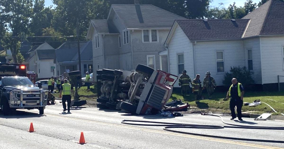 Cape Girardeau Mo Car Accident Lawyer Dans Cement Truck Flipped In Two-vehicle Crash Public Safety ...