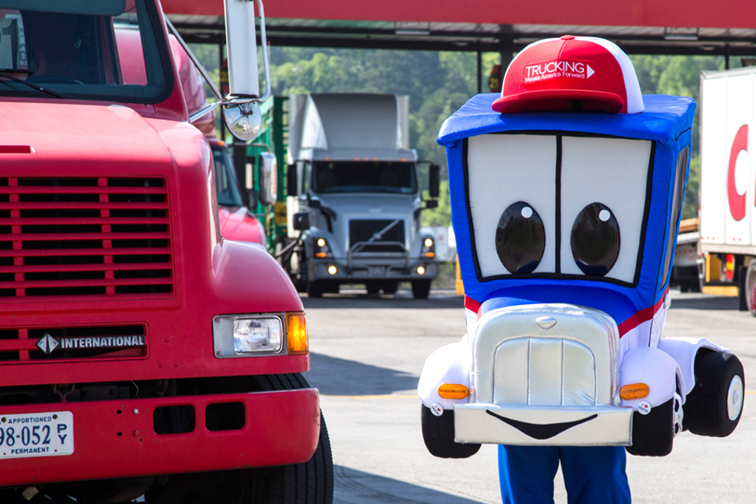 Car Insurance In Calhoun Ms Dans Home Mascot Trucking Moves America