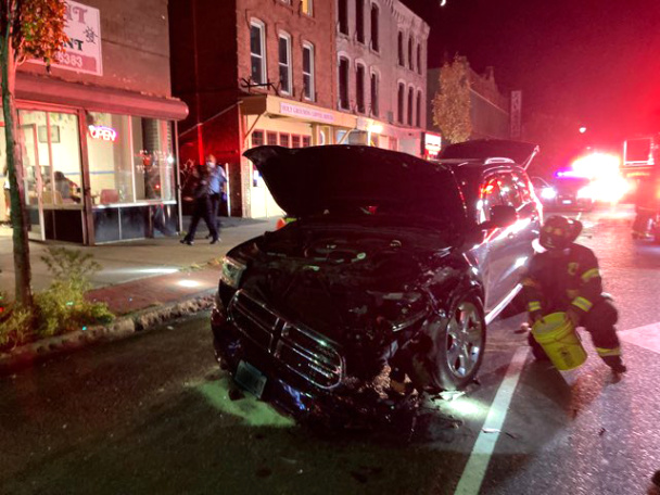 Hampden Ma Car Accident Lawyer Dans Person Injured In 2-car Crash In Springfield Wwlp