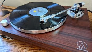 Vpn Services In Linn or Dans Audio-technica's New Turntable Puts A Modern Spin On An Old ...