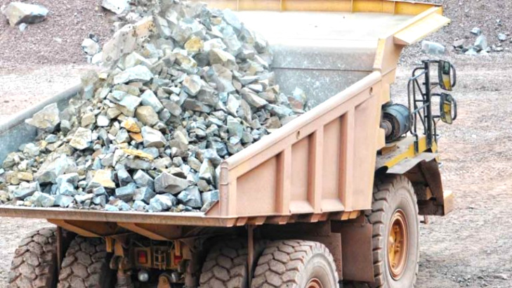 Rock Mn Car Accident Lawyer Dans Rock From Dump Truck Crashes Through Car Windshield Killing Driver