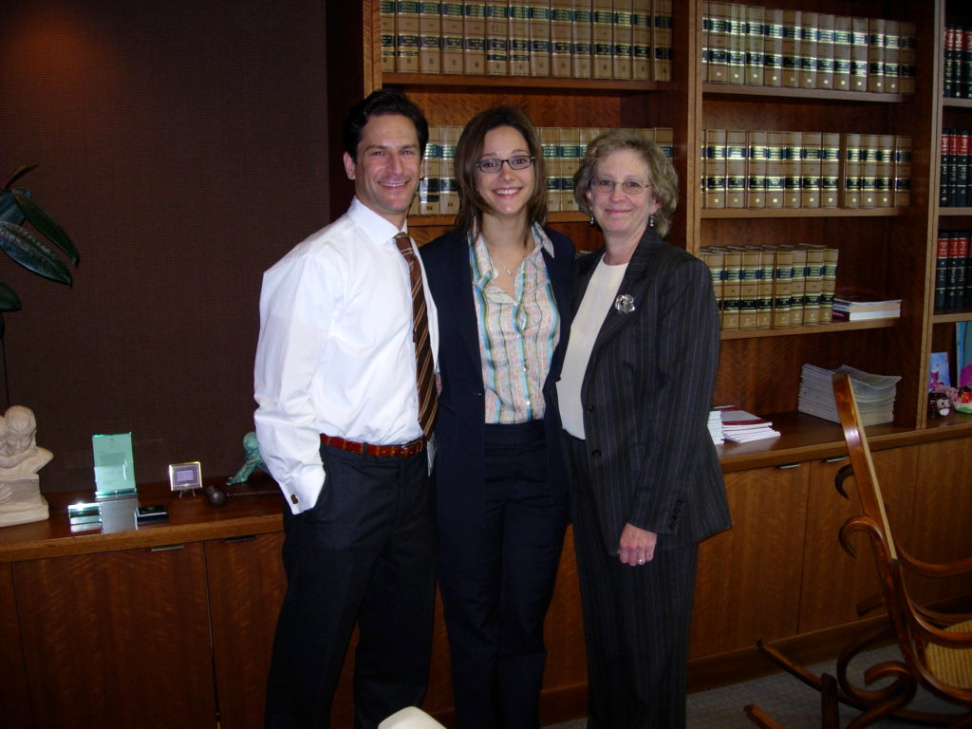 Domestic Violence Lawyer Long island Dans About Me – Debbie Segal