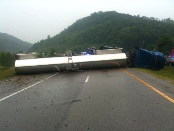 Charleston Wv Car Wreck Lawyer Dans Rollover Truck Accident In West Virginia Closes Highway Truck